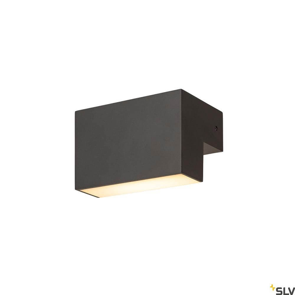 L-Line Out LED Außen Wandleuchte CCT in modernem, minimalistischen Design für stilvolle Außenbeleuchtung.