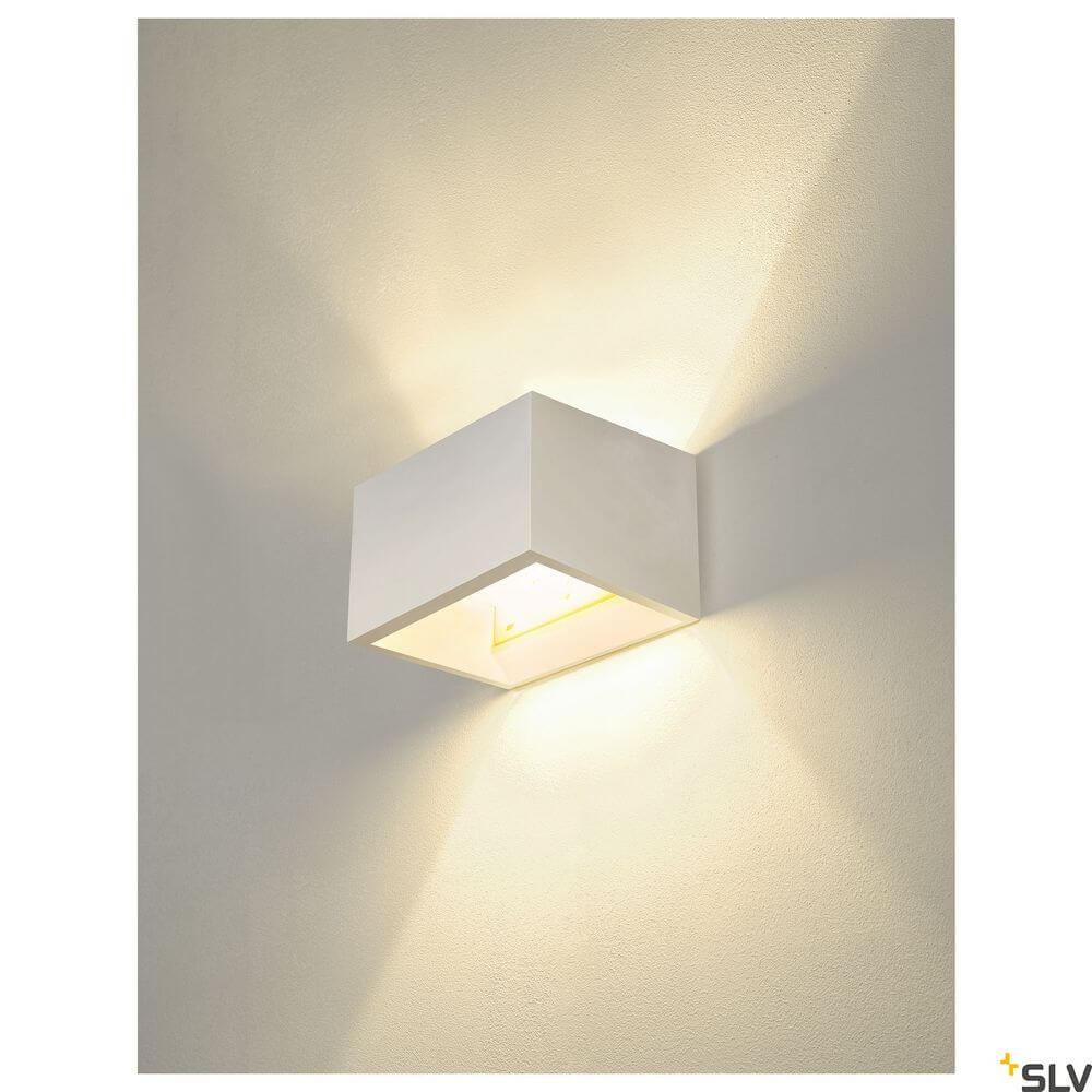 Plastra Qt-De12 Wandlampe Weiß, moderne Wandlampe mit quadratischem Design und sanfter Beleuchtung.