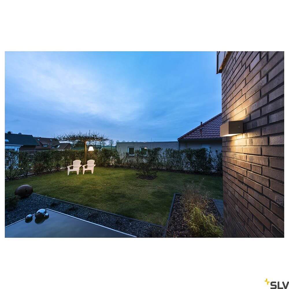 Sitra Up&Down LED Outdoor Wandaufbauleuchte CCT