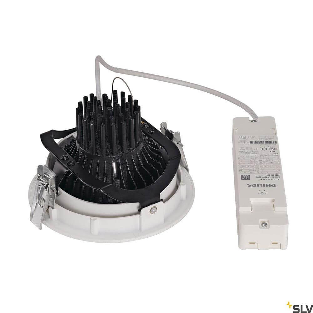 Supros LED Deckeneinbaustrahler mit breitabstrahlendem Reflektor und Philips Treiber.