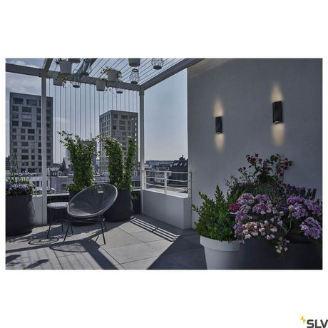 Vilua Up & Down Außen-Wandlampe LED Anthrazit IP54 als moderne Terrassenbeleuchtung