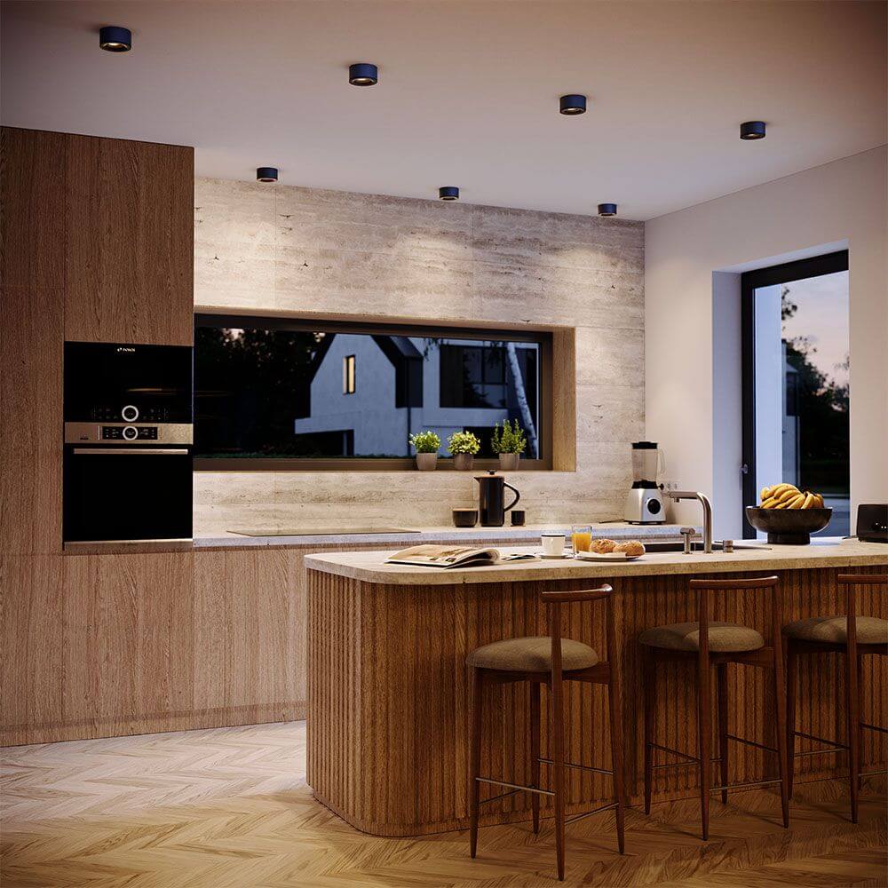 Moderne Küche mit schwenkbaren Santa Neo LED-Deckenstrahlern in stilvollem Holzdesign und eleganter Beleuchtung.