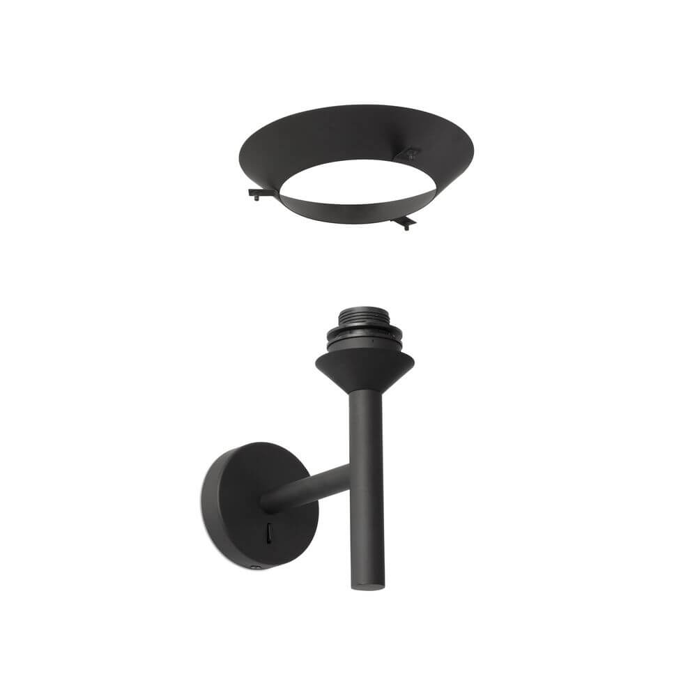 Savoy Wandlampe (ohne Schirm) Wandbefestigung und Metallring zur Lichtreflexion im modernen Design.