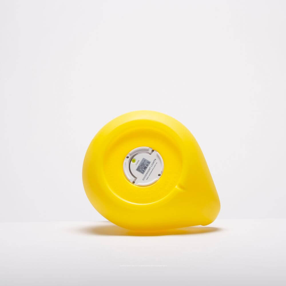 Schwimmfähige Akku-LED-Leuchte Duck-Duck S Gelb, gelbe Designleuchte mit abnehmbaren Metallbügel.