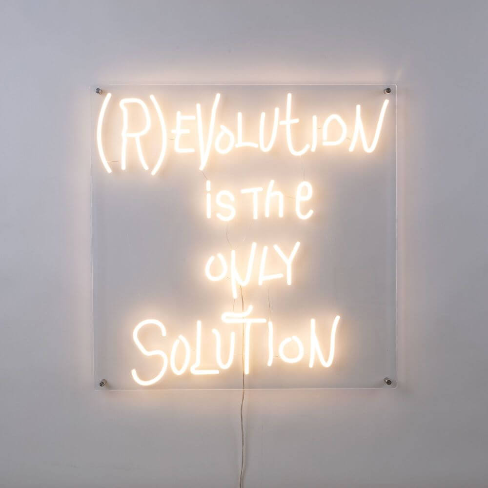 Seletti (R)Evolution is the only Solution LED-Leuchtschild 70x70cm, weißes Neon-LED-Schild auf Acrylplatte, modernes Statement fürs Zuhause