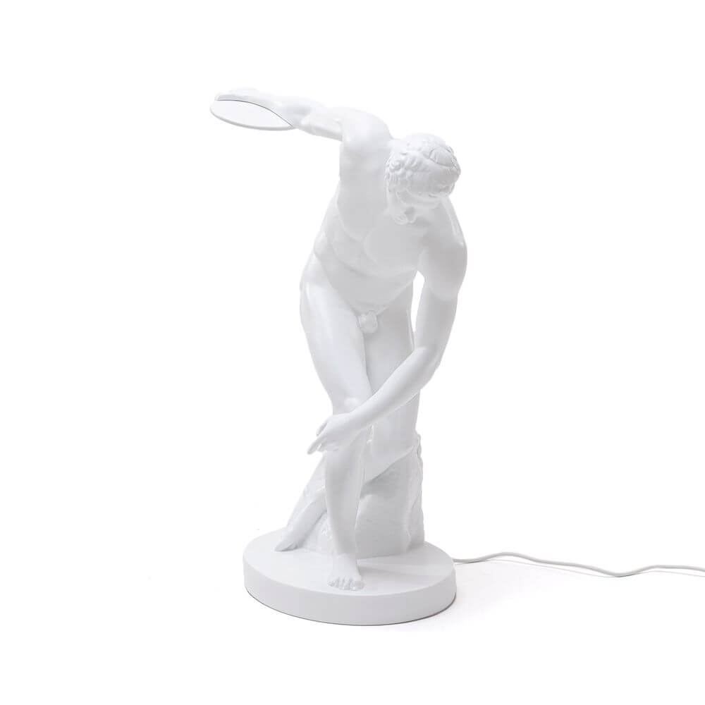 Seletti Discobolux LED-Tischleuchte Warmweiß dimmbar – weiße Diskuswerfer-Skulptur aus Harz als dimmbare LED-Tischlampe