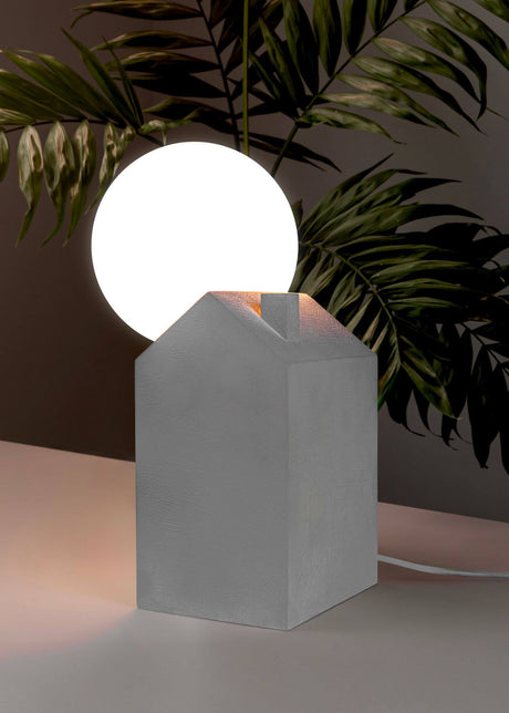 Lampe de table Seletti Dreamlike béton verre blanc – lampe de table en forme de maison en béton avec boule en verre lumineuse, design moderne, blanche