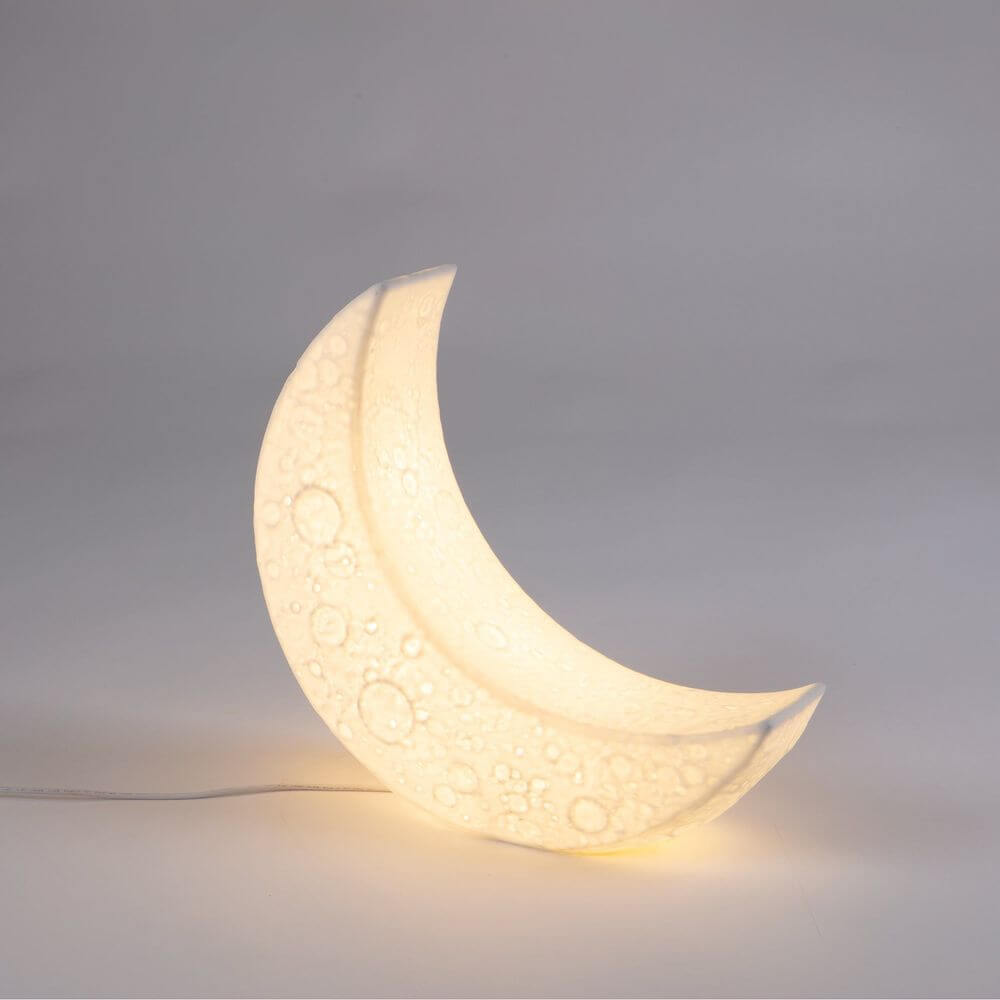 Seletti My Tiny Moon LED-Tischleuchte Warmweiß aus Porzellan, mondförmige Tischleuchte 2700K warmweiß, dekoratives Ambientelicht