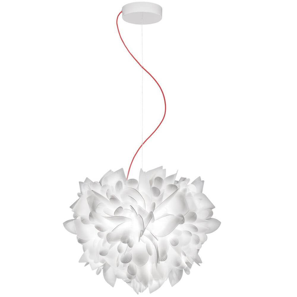 Slamp Pendelleuchte Veli Foliage Weiß mit handgefertigtem Design und rotem Kabel, ideal für moderne Innenräume.