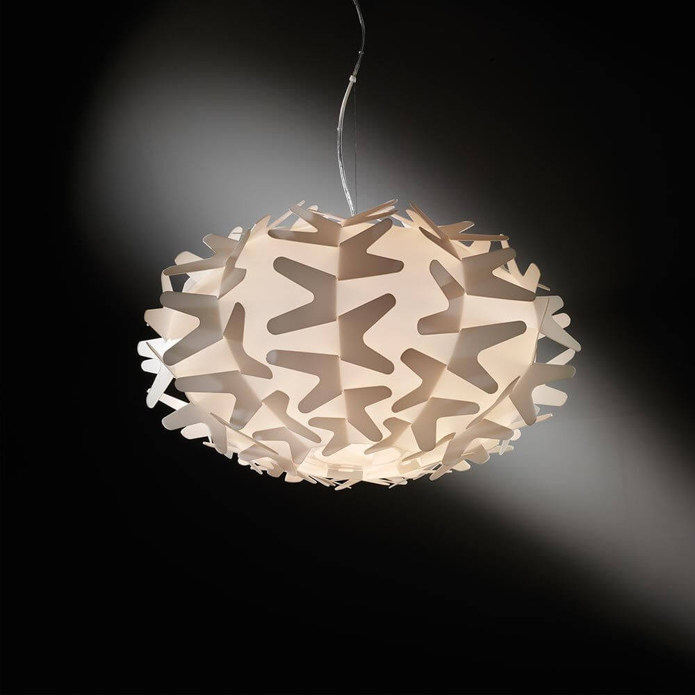 Slamp Hängeleuchte Cactus Gold in modernem Design, aus Lentiflex® und Opalflex®, erzeugt beeindruckende Lichtreflexe.