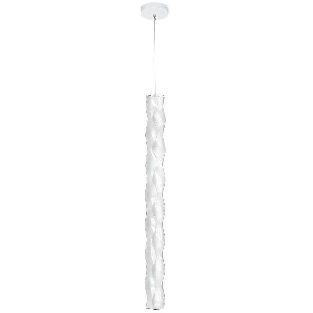 Slamp Hugo LED-pendellampe vertikalt i Lentiflex-plast for stilfull belysning i moderne rom.