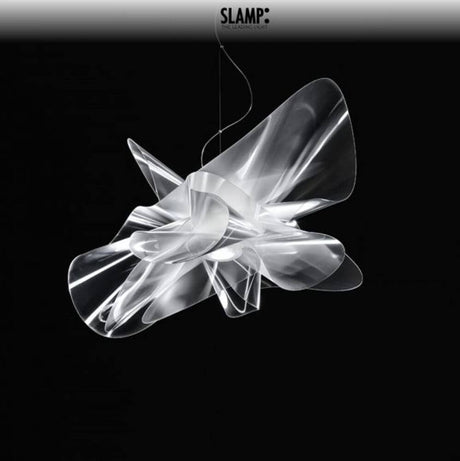 Slamp LED pendellampe New Etoile i transparent Lentiflex®-materiale, elegant og moderne lysdesign.