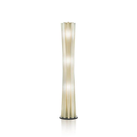 Lampada da terra Slamp Bach XL Oro con design elegante e linee raffinate che conferiscono lucentezza agli spazi moderni.
