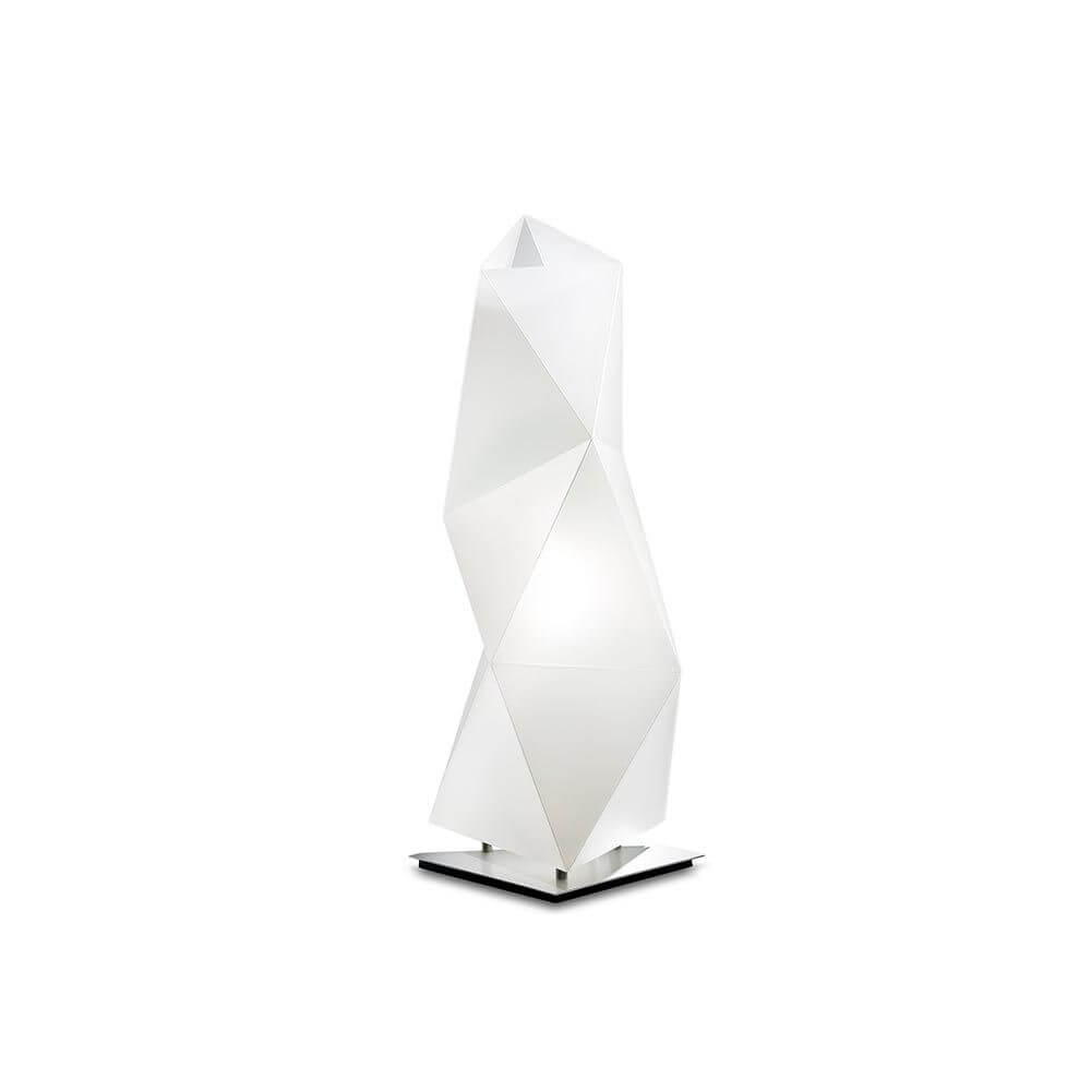 Slamp Tischleuchte Diamond Small Weiß mit geometrischem Design und skulpturaler Form.