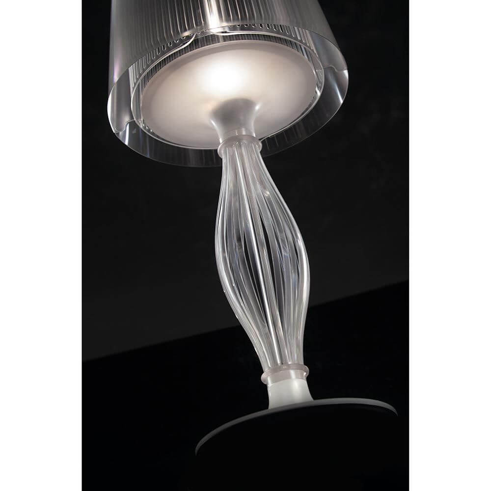 Slamp Tischleuchte Liza Prisma 100lm 3000K Prisma im barocken Stil mit eleganter Kunststoffbasis.