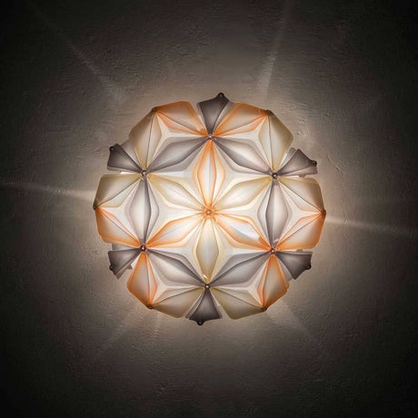 Slamp wall and ceiling light La Vie effect lamp with floral structure and harmonious colours.