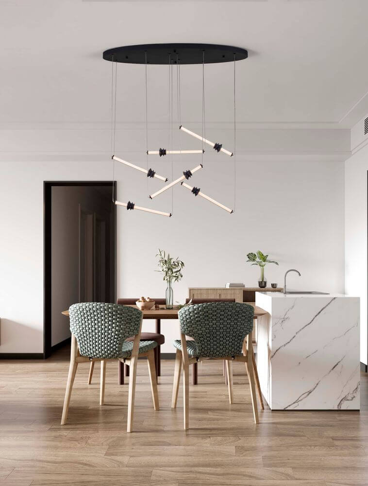 Stalactite LED Pendelleuchte 6-flammig Ø 120cm 3000K Schwarz in modernem Raum mit stilvollen Möbeln.