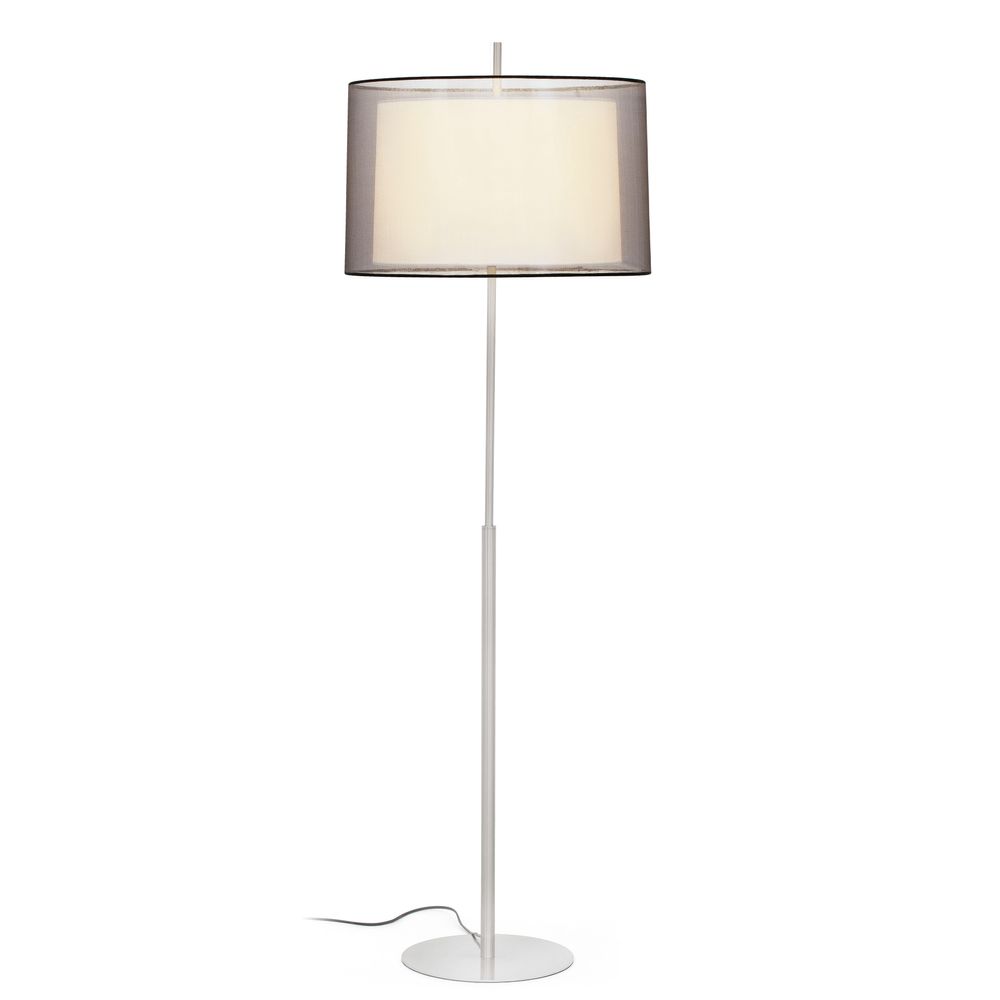 Stehlampe SABA Nickel, Schwarz mit einem eleganten, modernen Design und einem transparenten Lampenschirm.