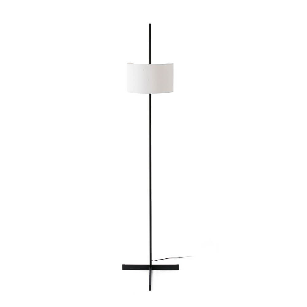 Stehleuchte STAND UP Schwarz, Weiß mit modernem Design und minimalistischem Look im Raum.