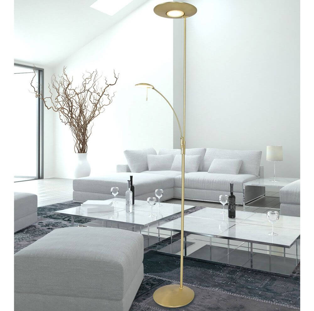 LED-Deckenfluter Zenith mit Lesearm & Tastdimmer CCT im modernen Wohnraum.