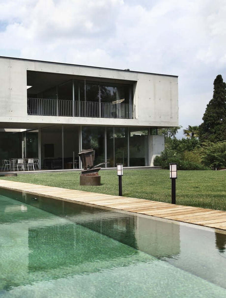Stone Außenwegeleuchte Schwarz IP54 für moderne Gartenwege am Pool