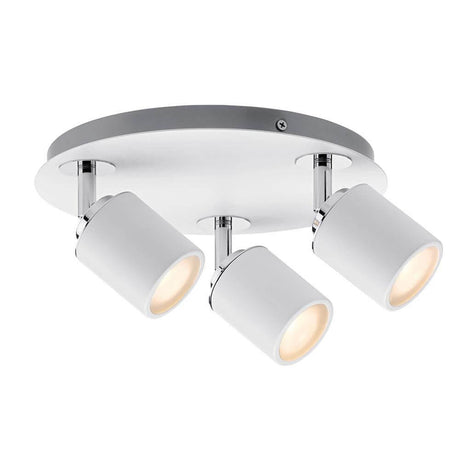 Spot Tube à 3 flammes blanc chrome GU10 au design épuré et avec protection ضد les projections d’eau pour les pièces humides.