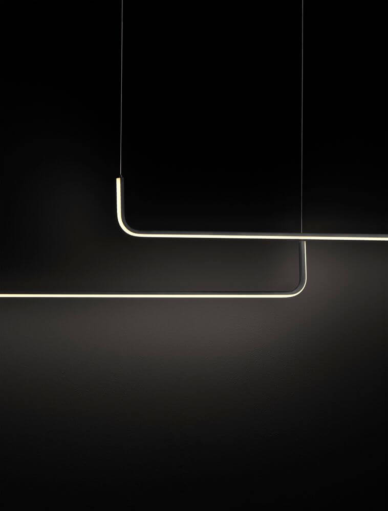 Strita LED Pendelleuchte in modernem Design, 150cm, 2-flammig, warmweißes Licht bei 3000K.