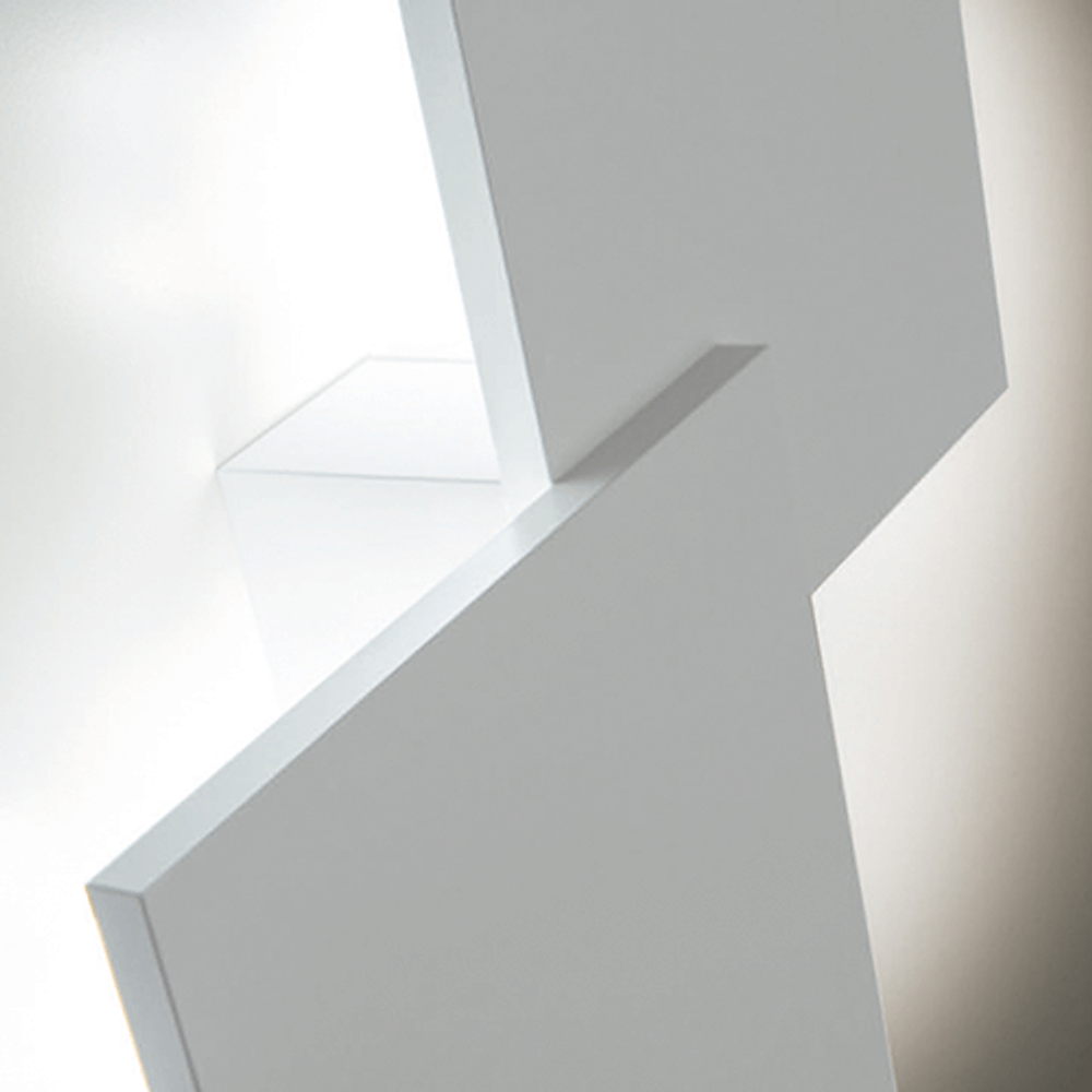 Lodes Puzzle Outdoor doppelte quadratische LED Wandleuchte, modernes Design für Außenräume, Atmosphäre am Abend.