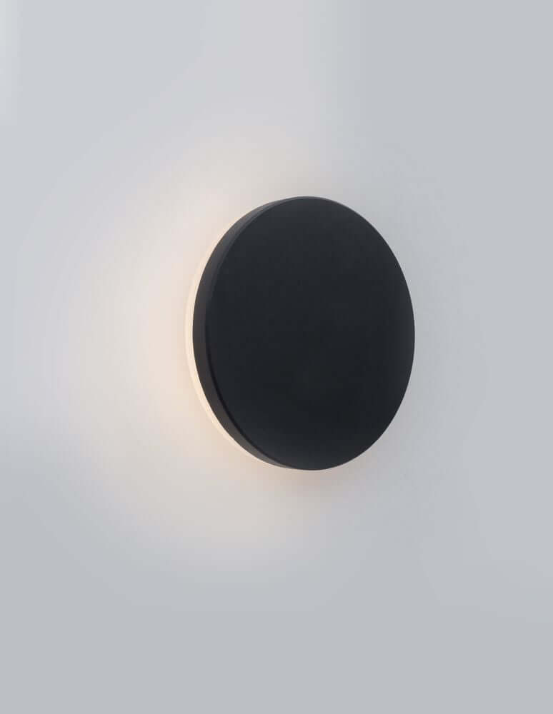 Suite LED Außenwandleuchte 3000K IP54, schwarze runde Fassadenleuchte aus Aluminium mit seitlicher Acrylabschirmung und warmweißem Licht