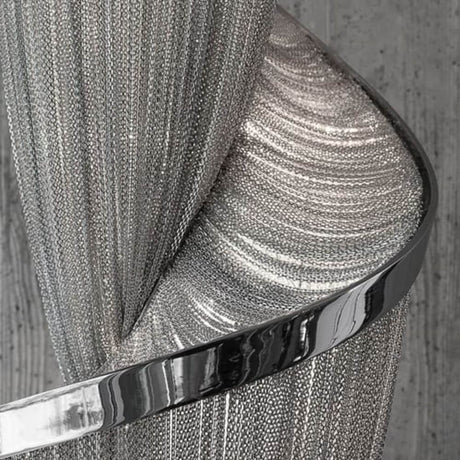 Detaljeret visning af Terzani Epoque LED Design hængelampe Ø 35cm lavet af fleksibelt og slidstærkt messingmetal.