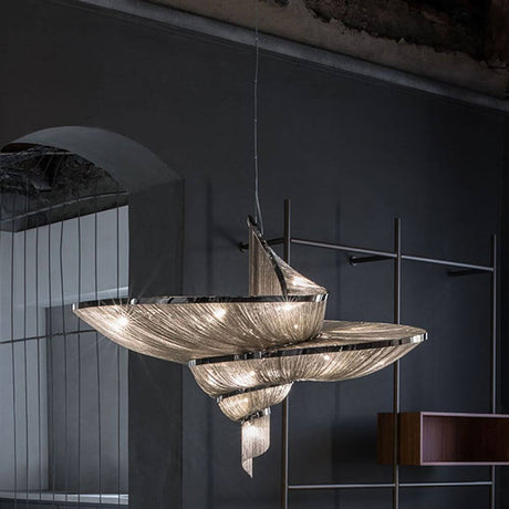 Terzani Epoque LED Hängeleuchte Ø 136cm in modernem Design, glänzendes Messing und atemberaubende Lichtwirkungen.