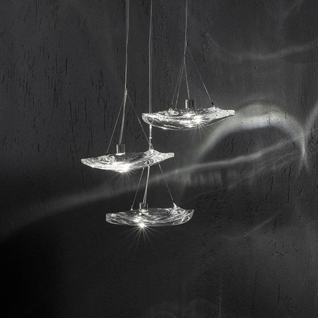 Terzani Manta LED Design-Hängeleuchte 3er mit geschwungenen Kristall-Linien für stilvolle Beleuchtung.