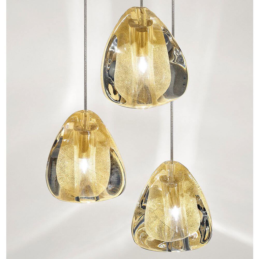 Terzani Mizu Galerie Hängeleuchte 15-flammig Rechteckig mit goldenen Lichtquellen und elegantem Design.