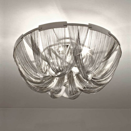 Lustre design Terzani Soscik avec cadre nickelé et chaînes métalliques.