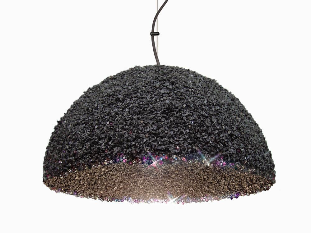 The Duchess Marmor-Pendelleuchte mit Swarovski Kristallen – schwarze Marmor- und Kristalloberfläche, funkelnde Details, halbkugelige Pendelleuchte
