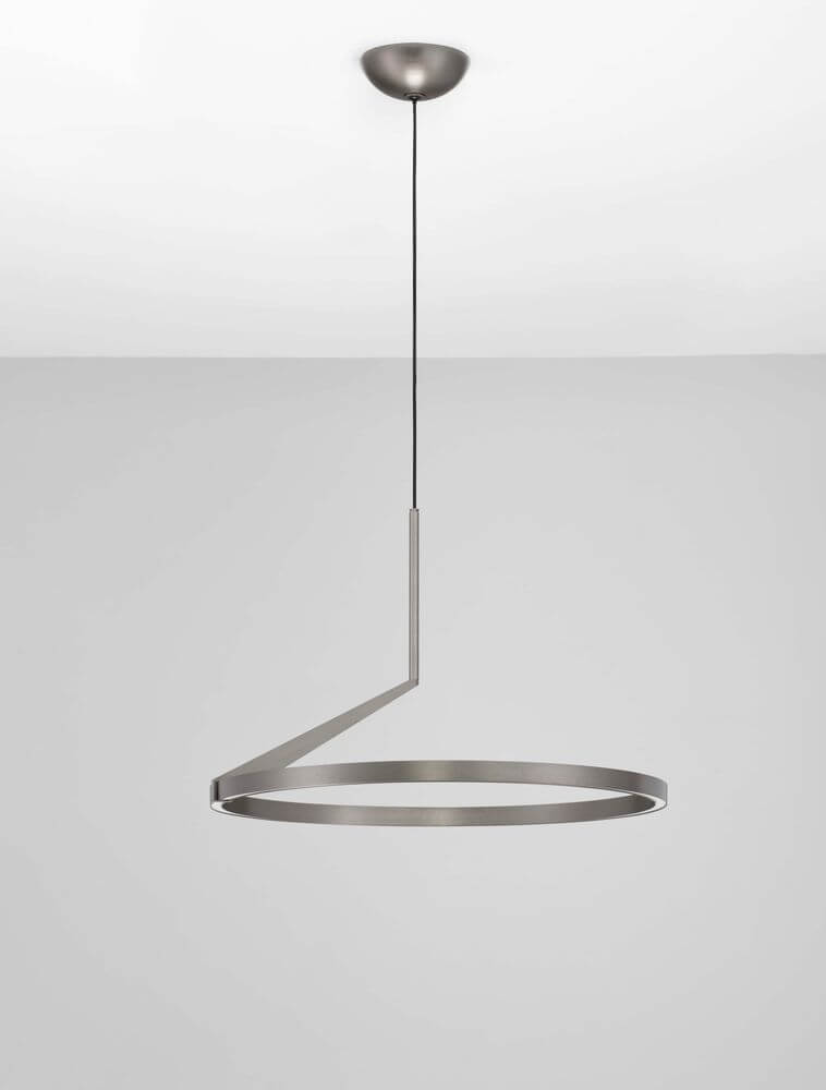 Tilia LED Pendelleuchte Ø 60 cm in Nickel, modernes Design mit klaren Linien und eleganter Form.
