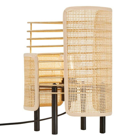 Tischlampe Jaffna aus geflochtenem Naturmaterial mit schwarzem Gestell und modernem Design
