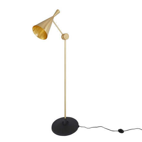 Tom Dixon Beat Stehleuchte verstellbar mit goldener Schirm und schwarzem Sockel, modernes Design für jedes Interieur.