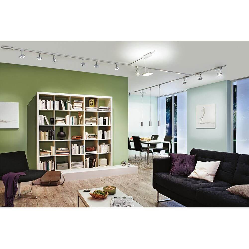 U-Rail LED Schienenspot Circle Chrom-Matt Dimmbar in modernem Wohnraum mit Bücherregal.