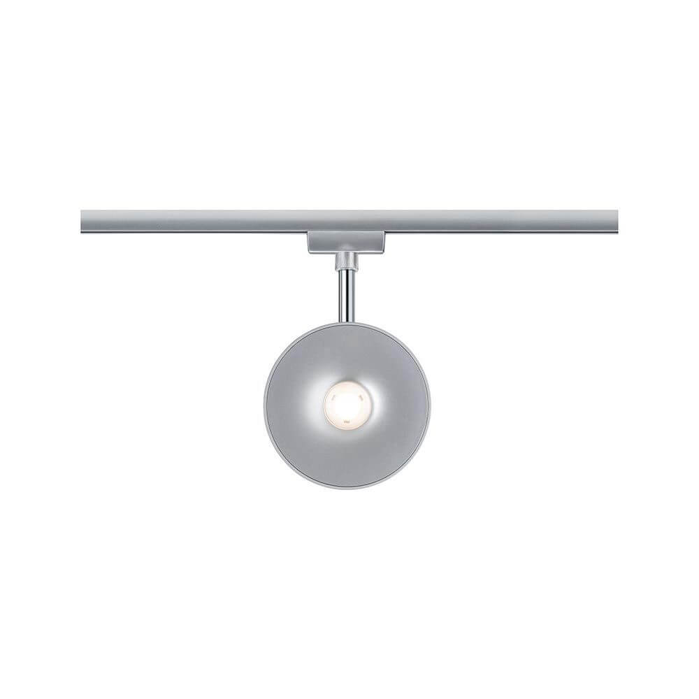 U-Rail LED Schienenspot Sphere Strahler Chrom an einer Schiene montiert mit Kugellinse für gezielte Lichtakzente.