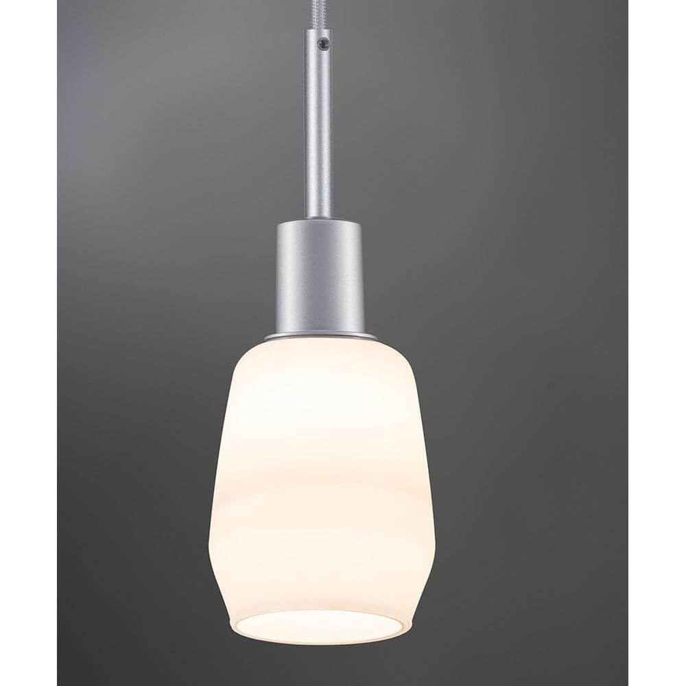 U-Rail Pendelleuchte DecoSystems Chrom-Matt mit einem minimalistischen Design in Weiß und Silber.