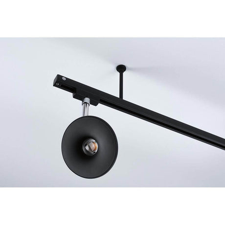 U-Rail accessory track suspension 2.3 cm matt black with luminaire mounted on the ceiling.