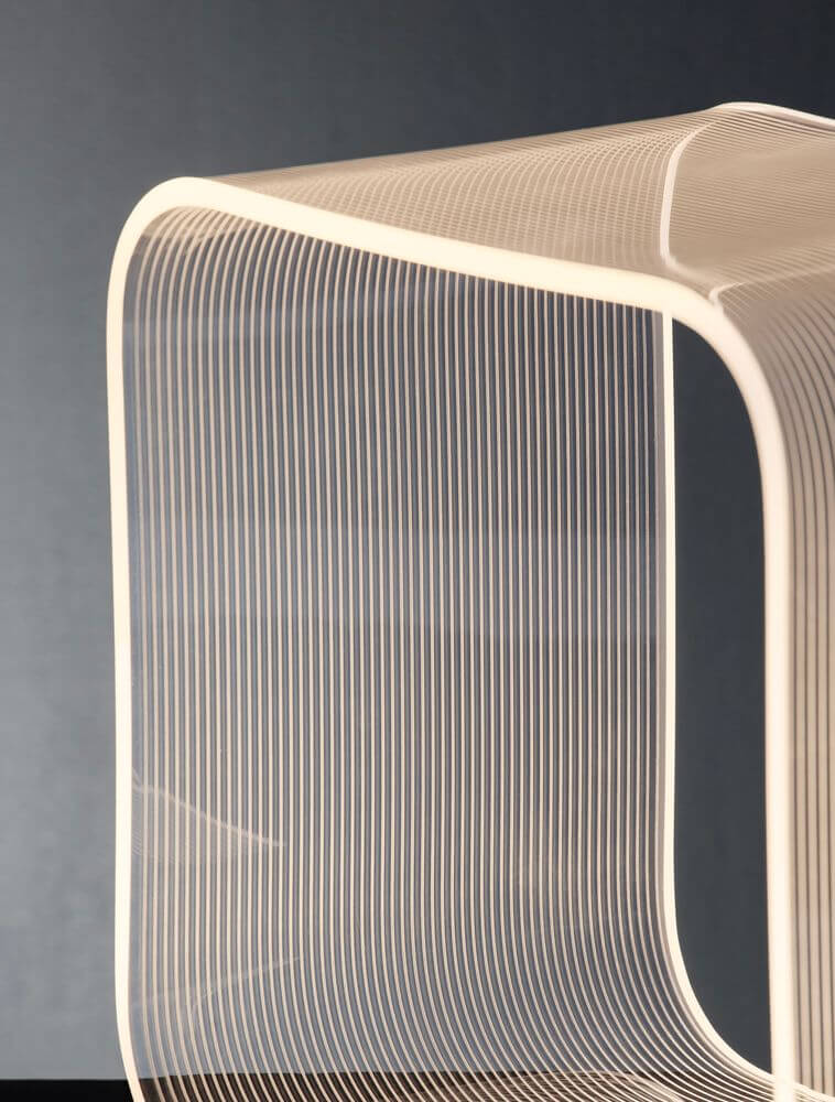 Valentin LED Tischleuchte Quadratisch 3000K Gold – moderne quadratische Tischleuchte 24x24 cm, dimmbare LED in warmem Goldton für minimalistisches Interieur