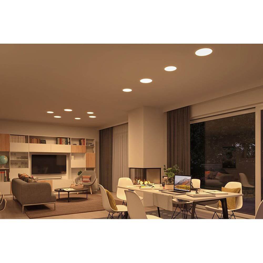 VariFit LED Einbaupanel Veluna mit CCT-Switch Ø 18,5cm in modernem Wohnraum mit angenehmer Beleuchtung.