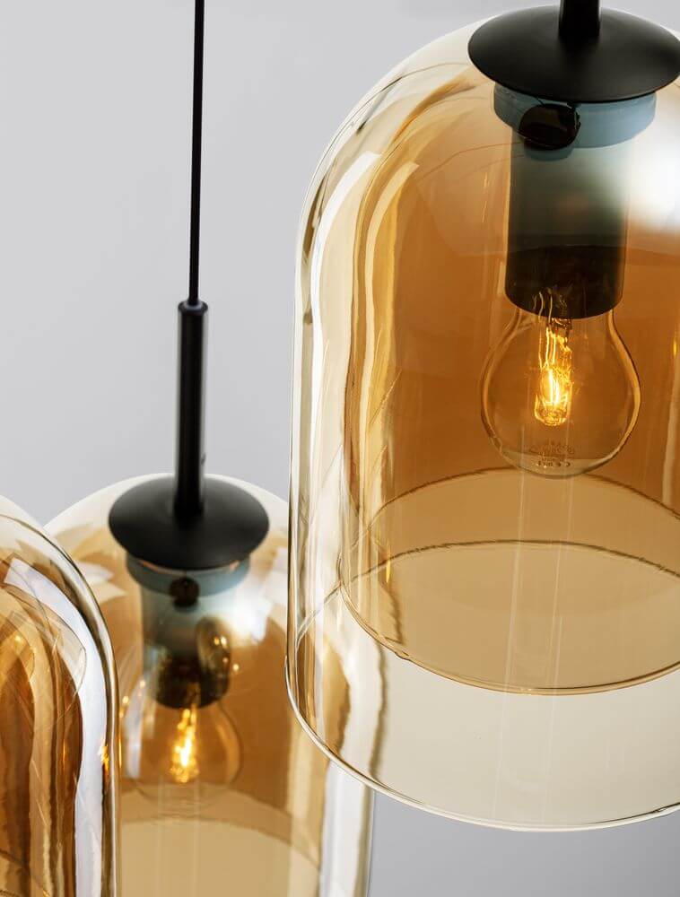 Hängelampe Velor in bernsteinfarbenem Glas mit E27 Fassung, 3-flammig, für modernes Art-Deco-Interieur.