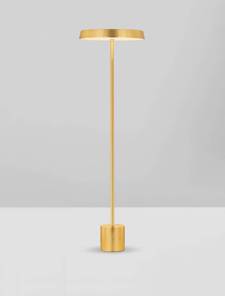 Vetro LED Stehlampe H 136cm Ø 40cm 3000K, elegante goldene Stehlampe mit moderner, minimalistischer Form.