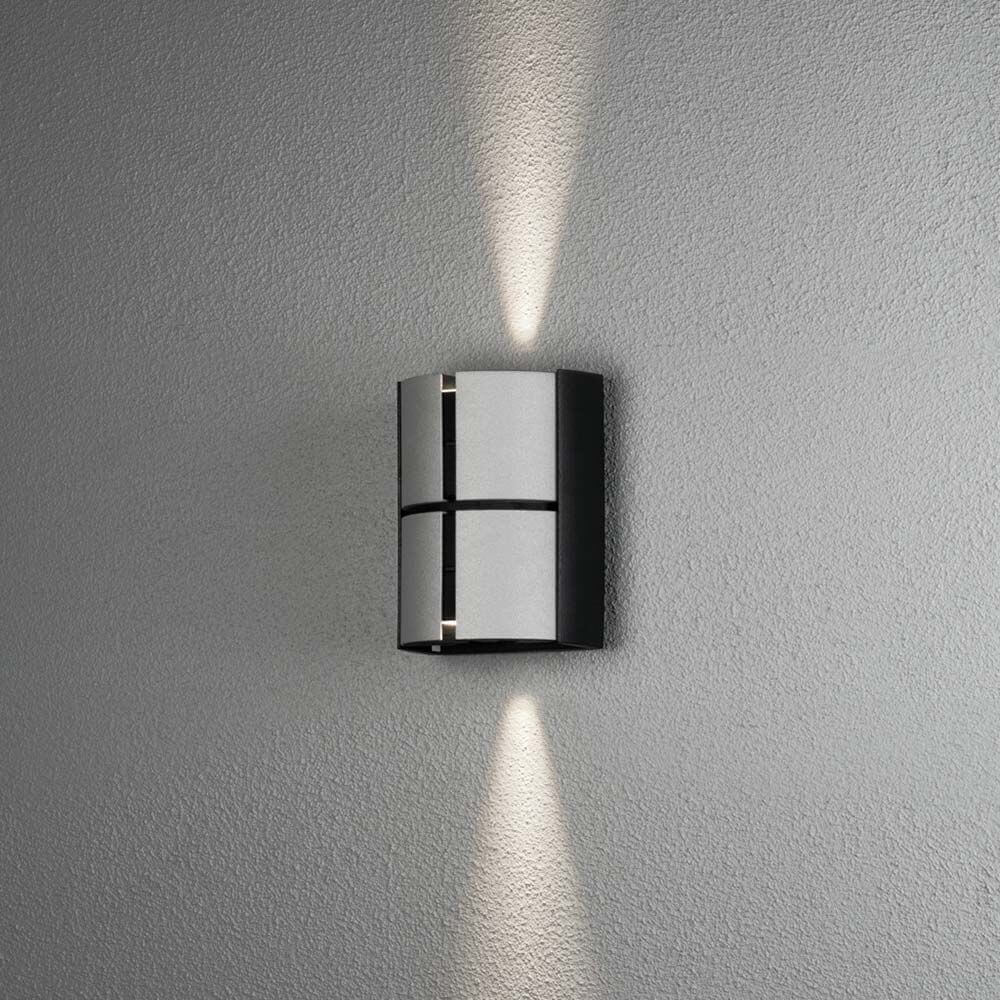 Vidar LED Wandleuchte Silber mit Up- & Downlight in Schwarz/Silber, verstellbarem Lichtaustritt.