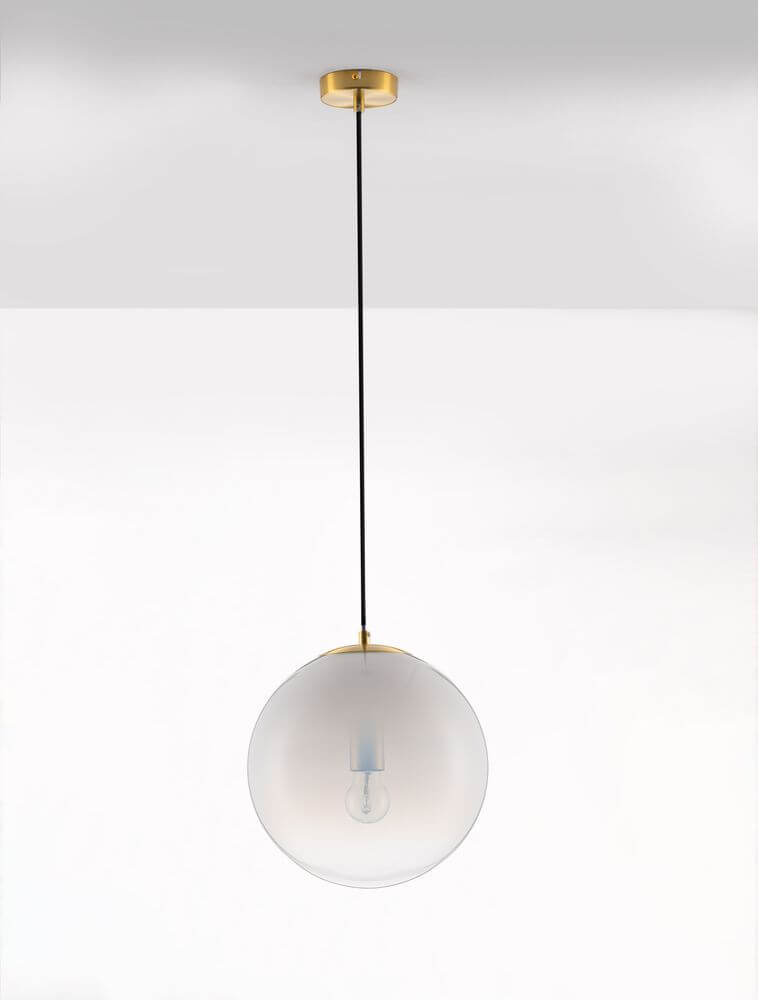 Vita Pendelleuchte E27 in Gold und Weiß, ovalförmig, aus mundgeblasenem Glas, elegant und modern.