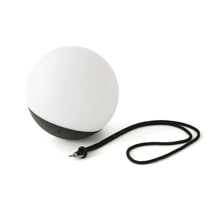 Voila LED outdoor hanging, table & floor lamp USB IP44 in a round shape with hanging cord