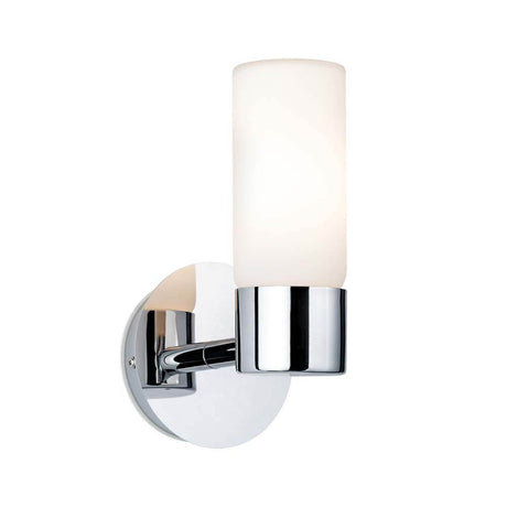 Wandleuchte Eleon WL IP44 max. 33W G9 Chrom Satin Glas an Wand, satiniertes Glas für gleichmäßiges Licht.